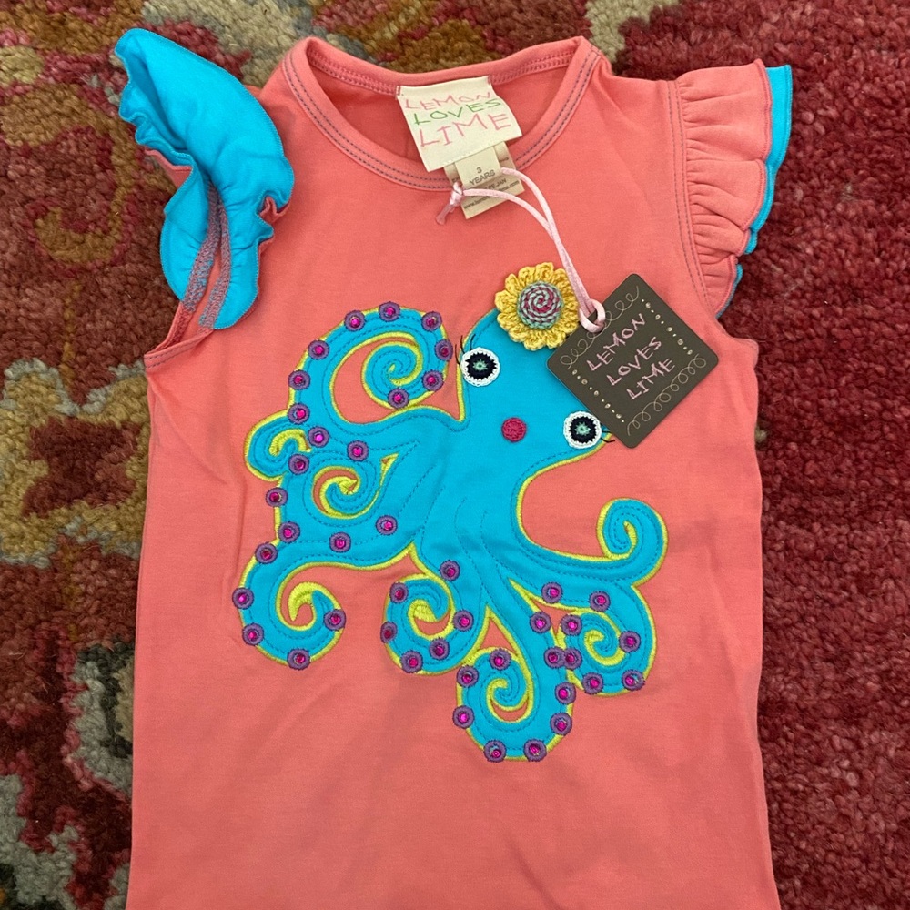 Lemon Loves Lime brand new top. Beautiful very soft